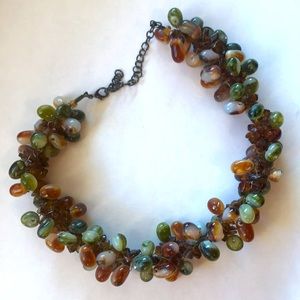 Women’s fashion necklace